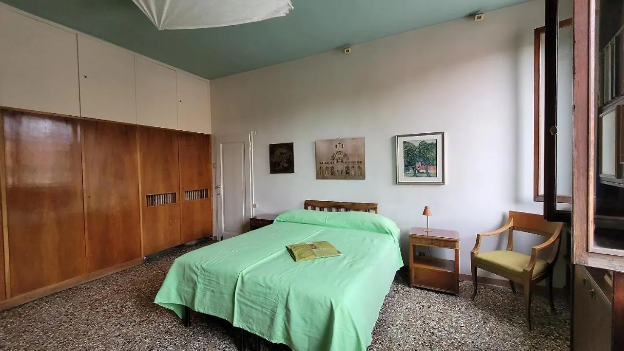 Casa Calle Renier Venice 0*,  Italy